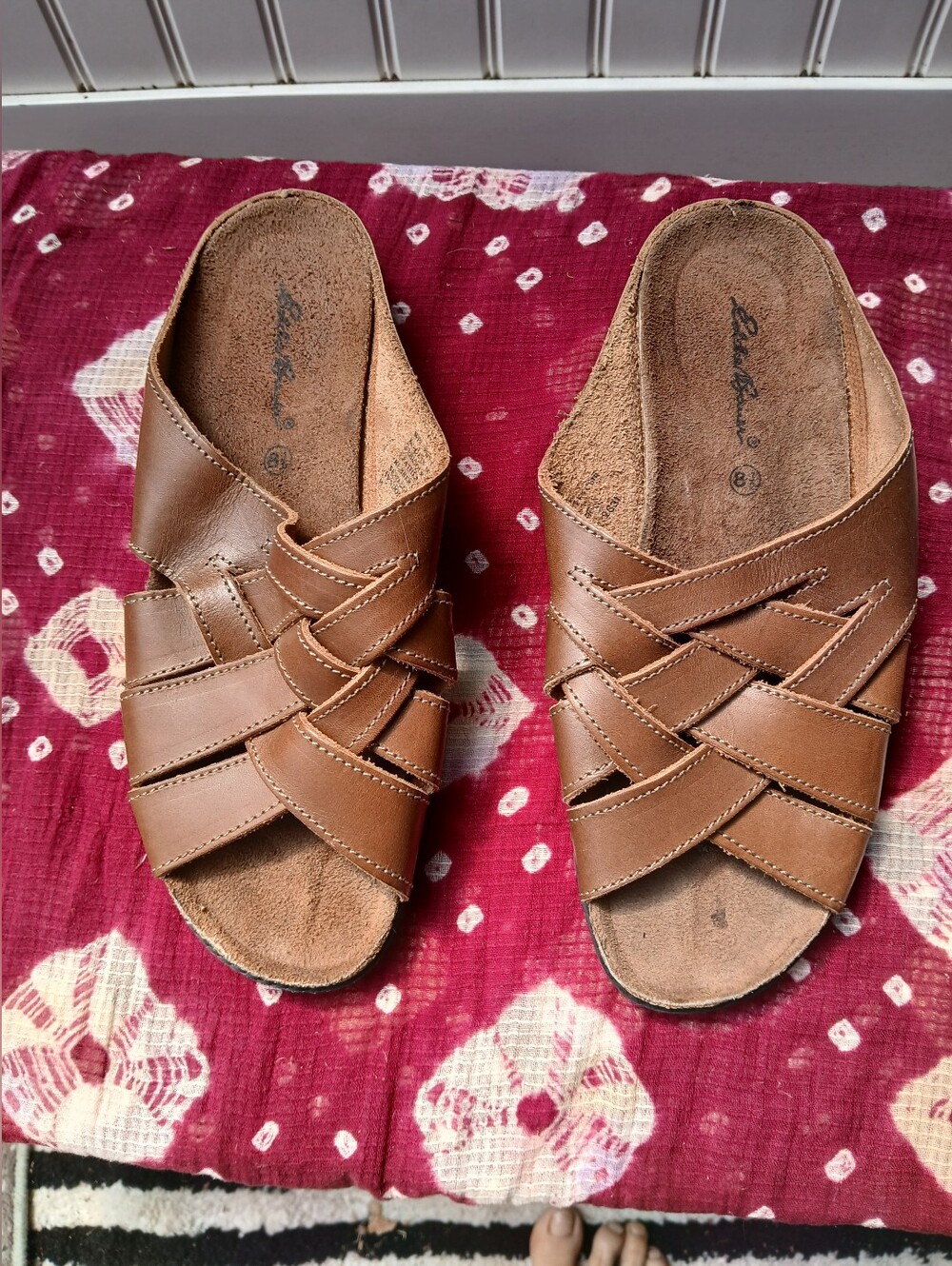 Vintage Womens Eddie Bauet Sandals in Brown — Comfortable Women’s Slip-Ons